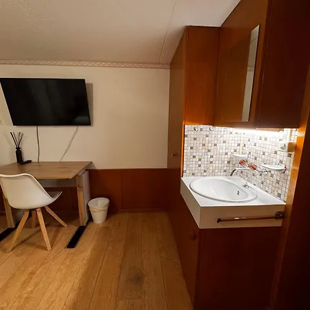 Quarto em Acomodações Particulares Hausharder Gommiswald